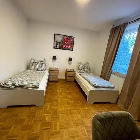 Booknow - 2-room Apartman *